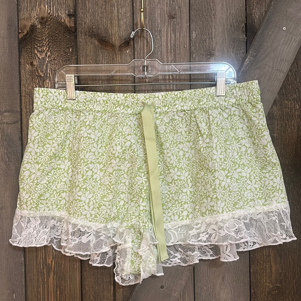 NWT Anthropologie Green & White Floral Lace Pajama Shorts